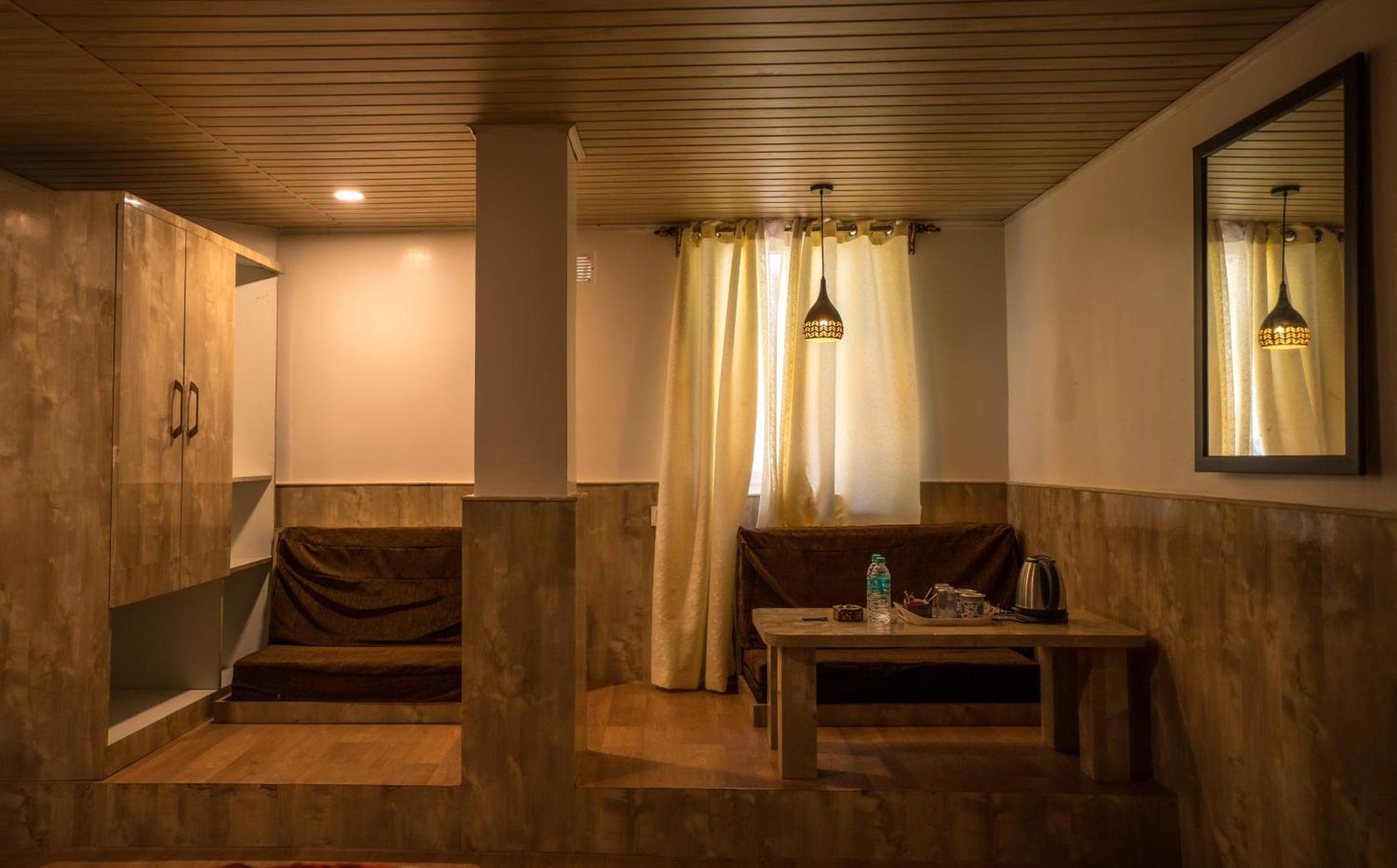 Darjeeling Guest House Deluxe Dış mekan fotoğraf